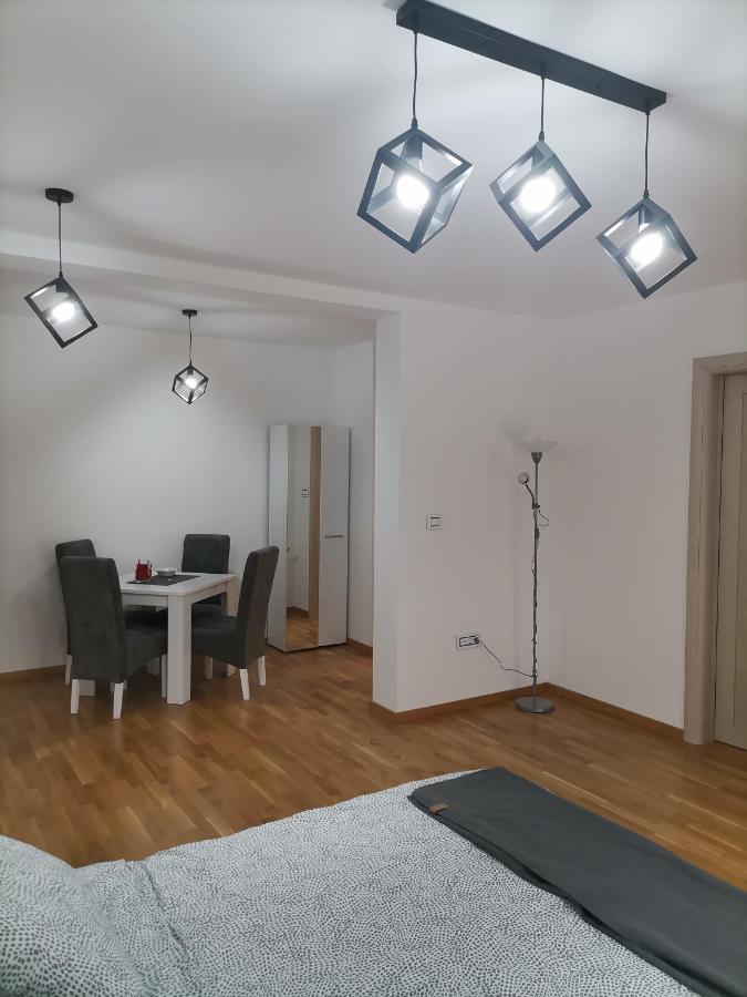 Apartman Mima Sombor Eksteriør bilde